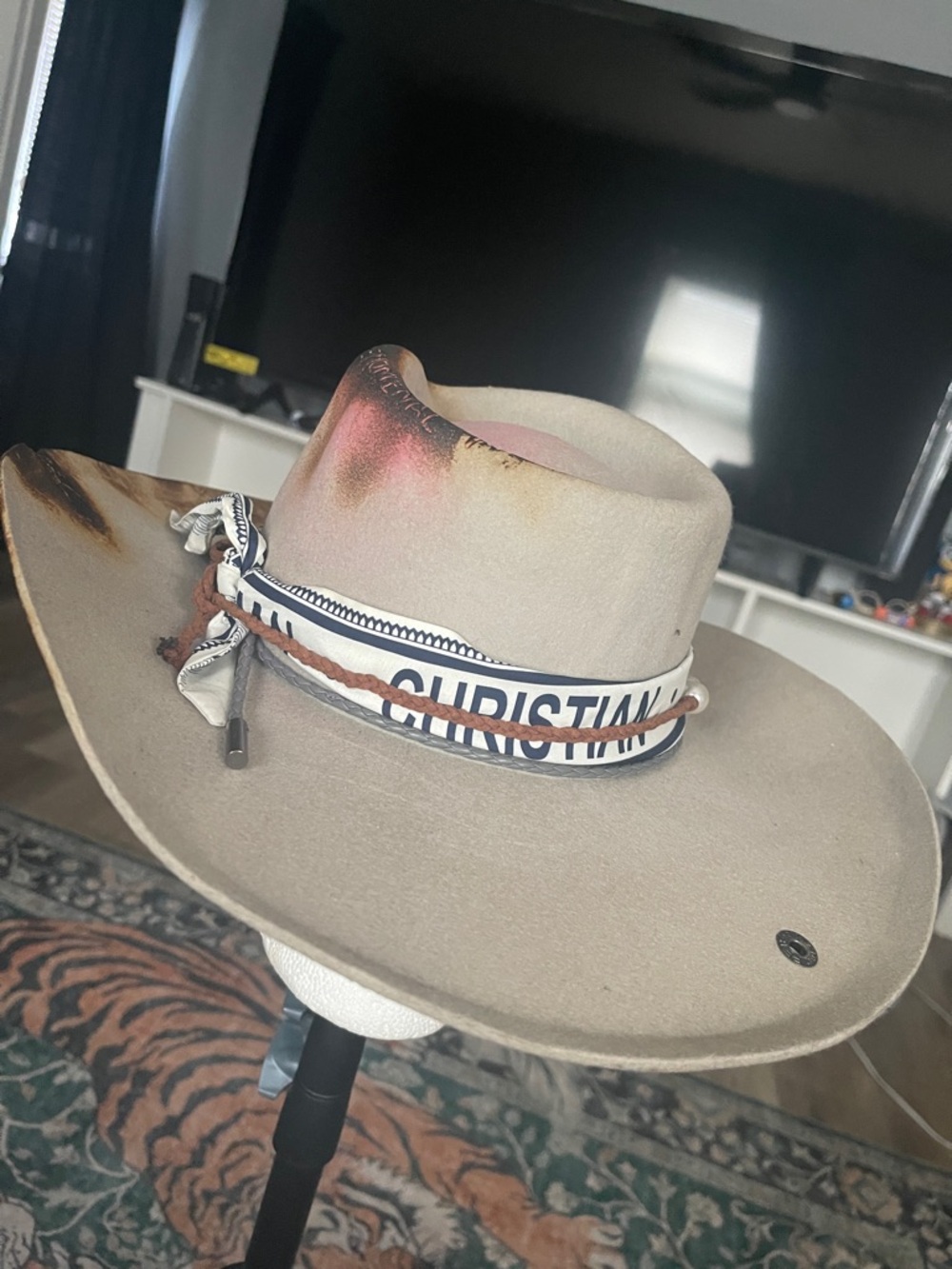 Customized Western Felt Cowboy Hat in Beige